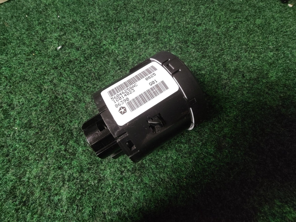 Genuine Headlight Switch For Dodge Grand Caravan Chrysler 300 Town & Country 5L5