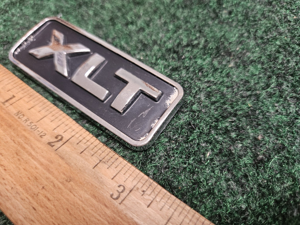 Ford Rear Chrome XLT NAMEPLATE Emblem Name Plate OEM 7L8Z-7842528-B 5M3
