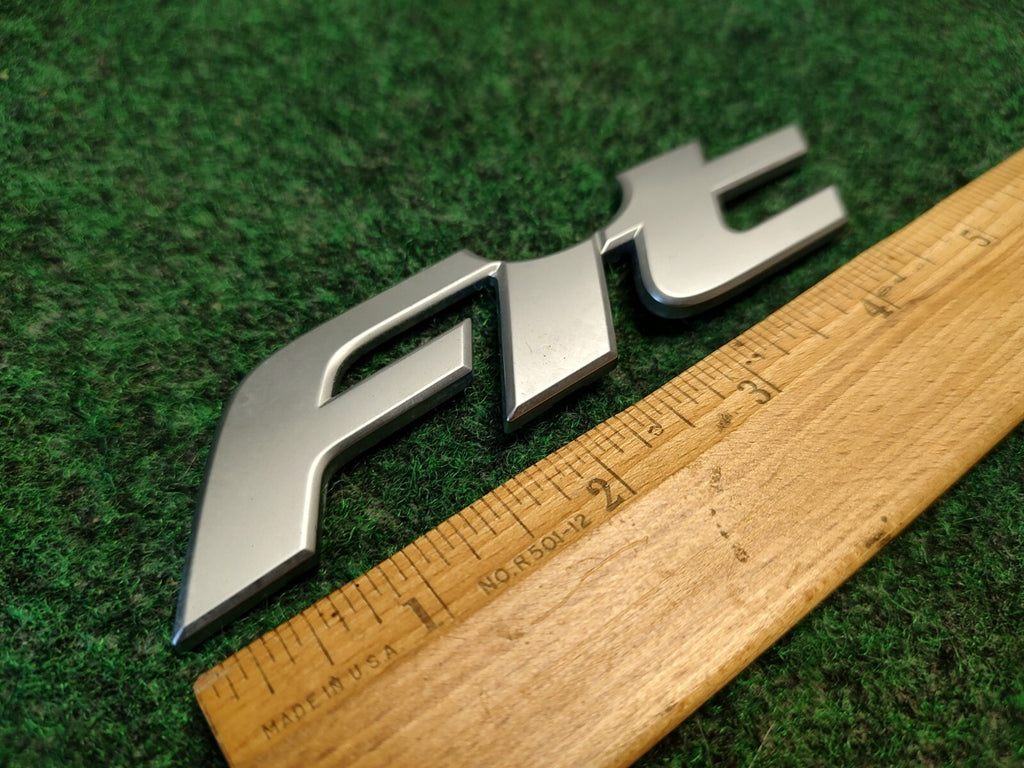 2007 HONDA FIT REAR HATCH LIFT GATE LID EMBLEM LOGO BADGE #75722-SAA0100 OEM 5S1