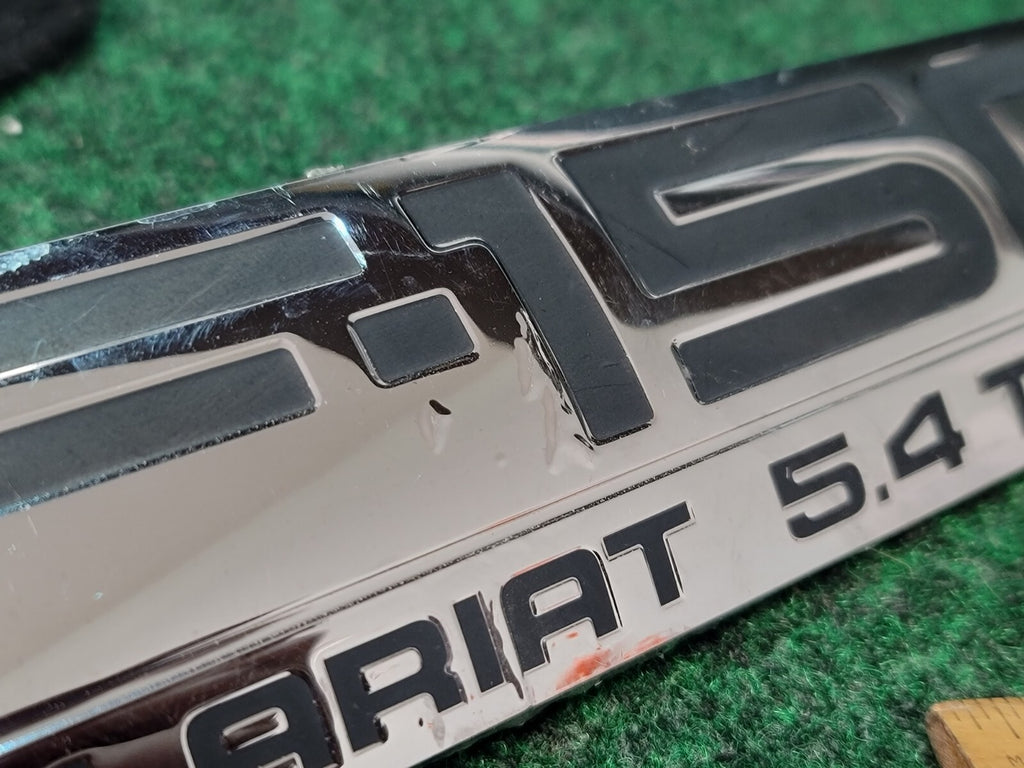 FORD OEM 04-08 F-150 Front Fender  Emblem Badge Nameplate LARIAT 5.4 Triton 6S9