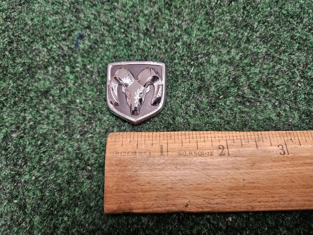 DODGE STEERING WHEEL EMBLEM RAM 1500 2500 CHARGER OEM DURANGO 5M2