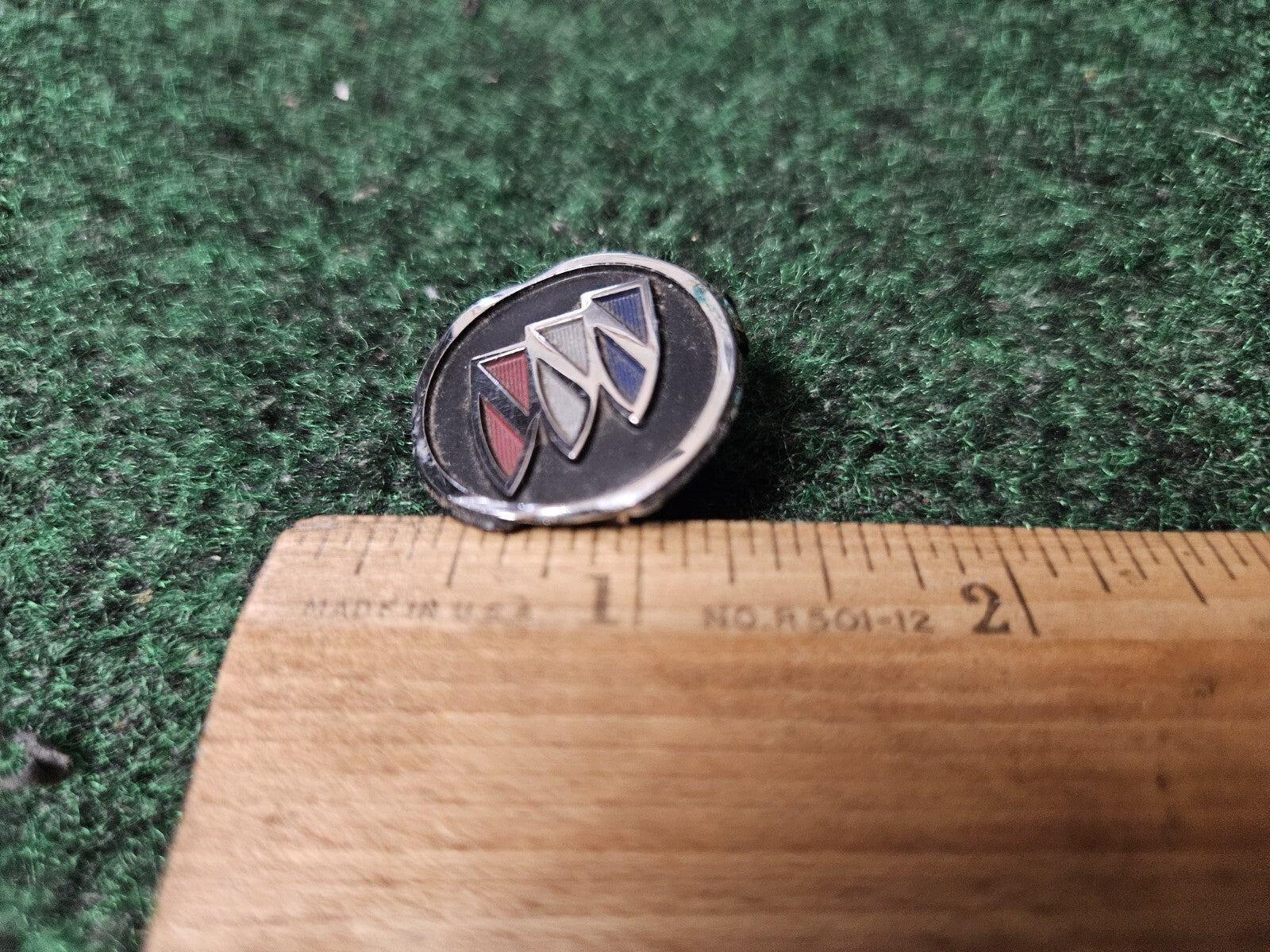 Buick OEM Steering Wheel Horn Pad Emblem Badge Logo Nameplate Name 3M4
