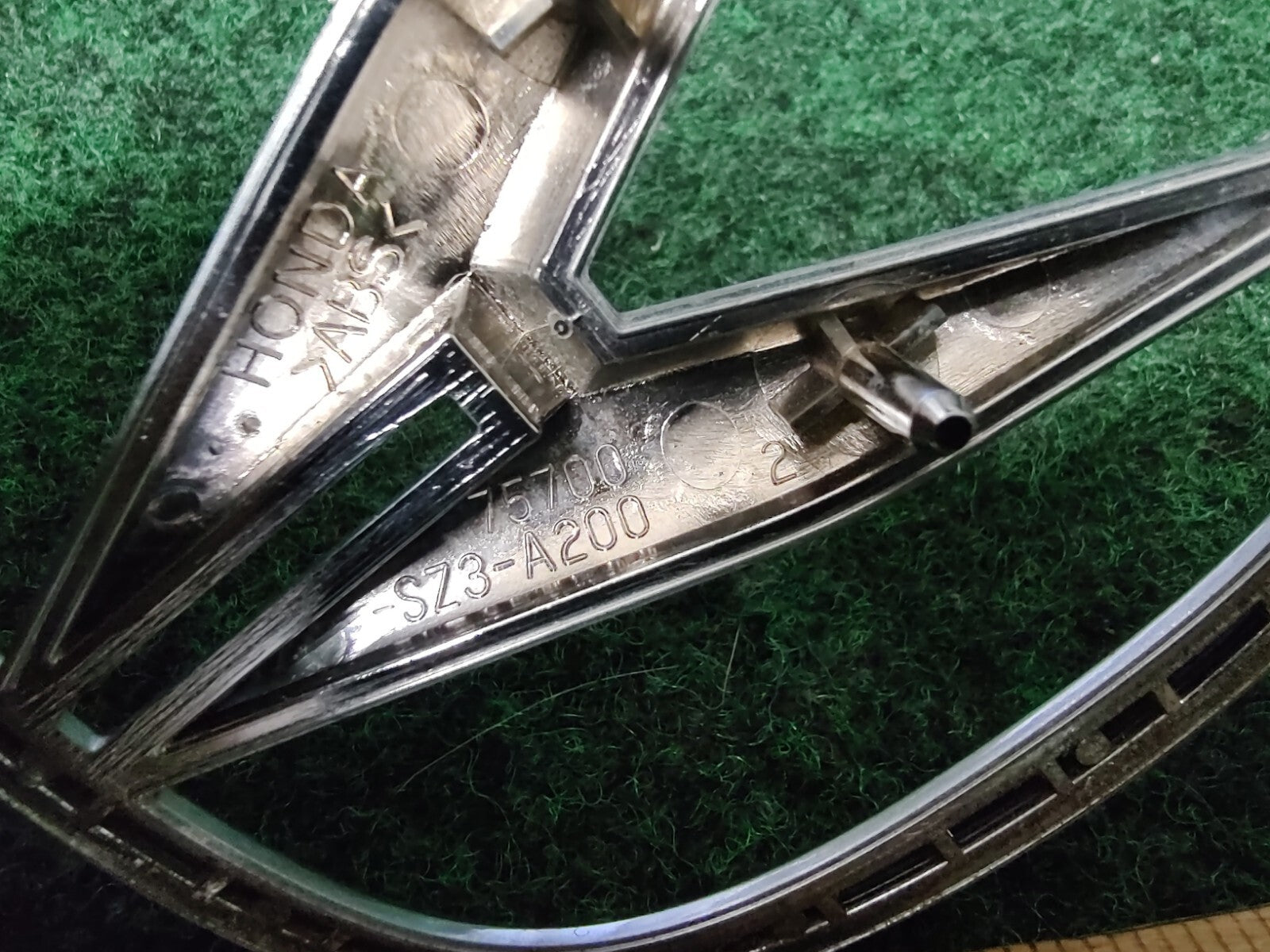 1999-2003 Acura TL Rear Trunk Emblem Badge Nameplate Back OEM 75700-SZ3-A200 7S2