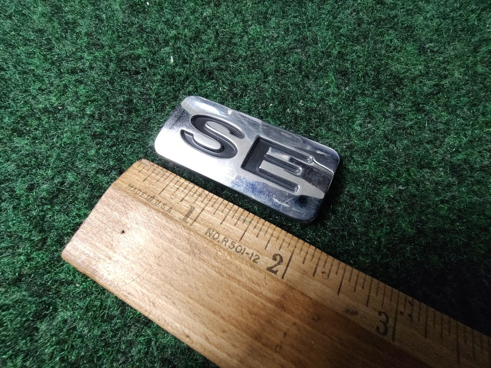Ford SE Chrome & Black Plastic 2" Emblem Badge Logo Nameplate Name Plate OEM 6S6