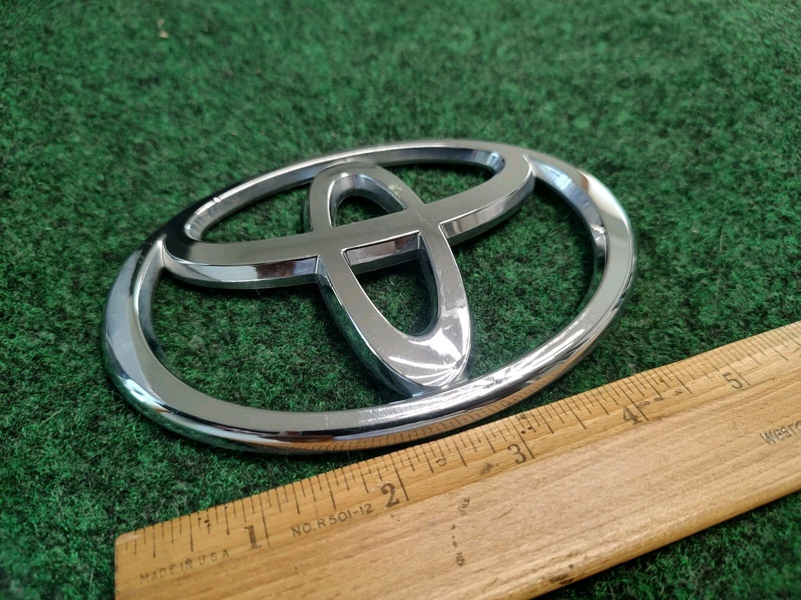 2004-2008 TOYOTA SOLARA TRUNK LID EMBLEM Name Plate Badge  75441AA060 2S2