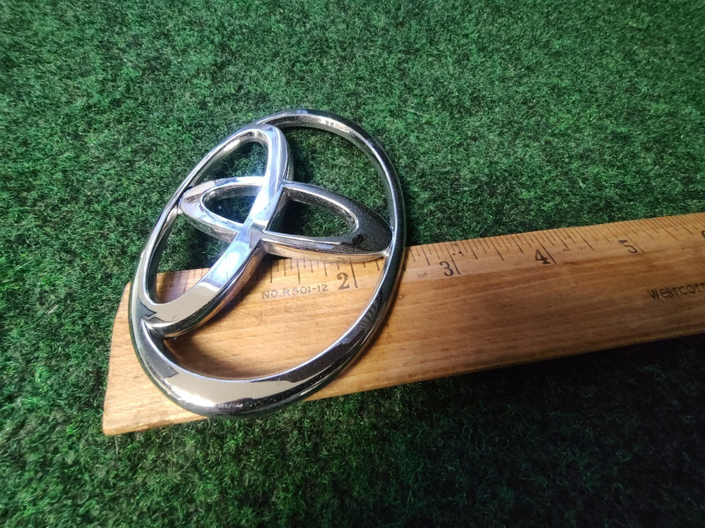 Toyota Chrome Emblem Logo Symbol Unknown Model ~3.6" L8098 8L2