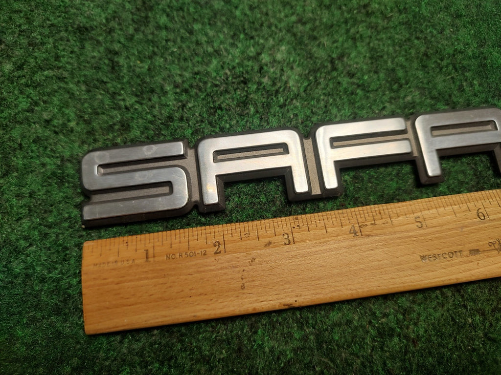 1985-2005 GMC SAFARI REAR TAIL GATE LID EMBLEM LOGO BADGE SYMBOL OEM USED 1S1