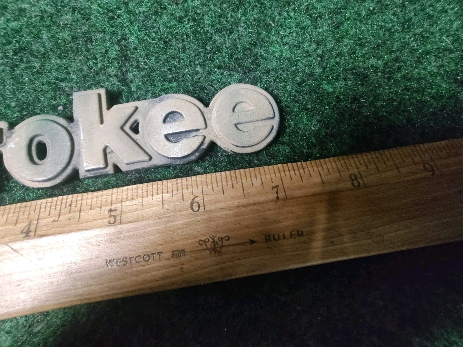 Jeep OEM Cherokee Metal 7.25" Vintage Emblem Badge Logo Nameplate Name Plate 4L4