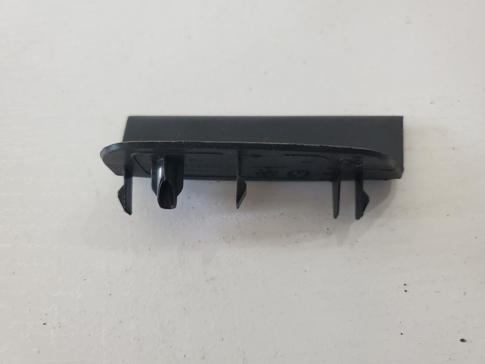 2018 ALFA ROMEO GIULIA REAR DOOR PANEL POCKET TRIM BOLT COVER CAP RIGHT SIDE 5L7