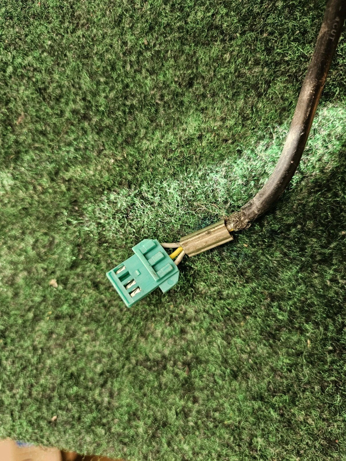 Xenon Ballast Lamp Bulb Wire Cord OEM Cable Plug Wiring  Connector  6M1