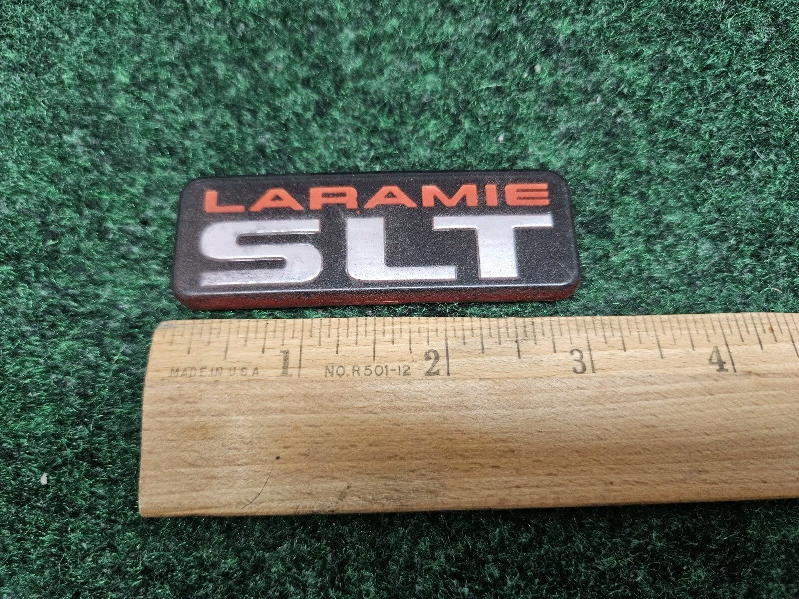 94 95 96 97 98 99 00 01 DODGE RAM SLT LARAMIE SIDE EMBLEM LOGO BADGE GL1