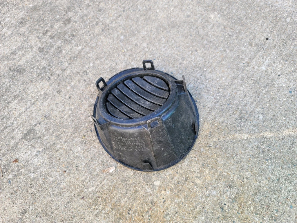 2010-2014 Camaro GM Front Bumper Fog Lamp Hole Cover Right OEM 92218022 LT1