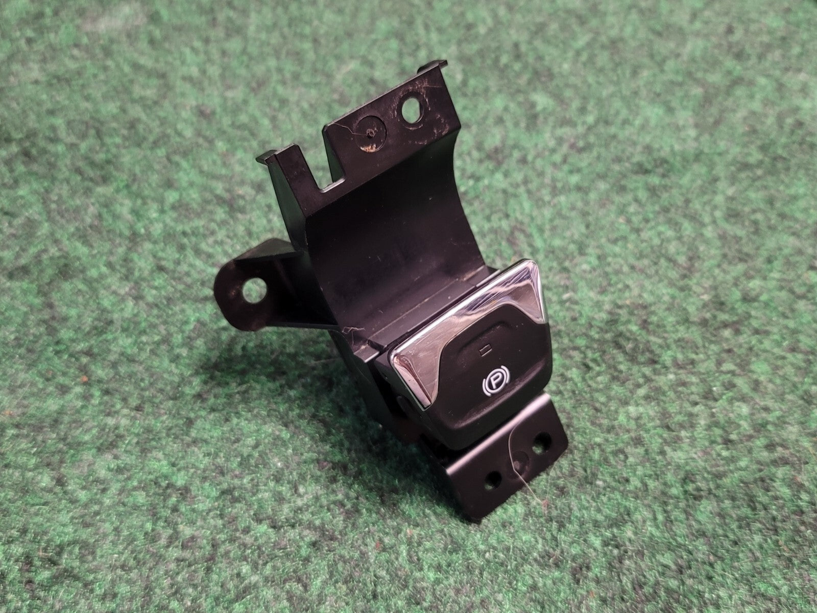 2015 2016 2017 Chrysler 200 Parking Brake Switch Button OEM P68159619AC 10L2
