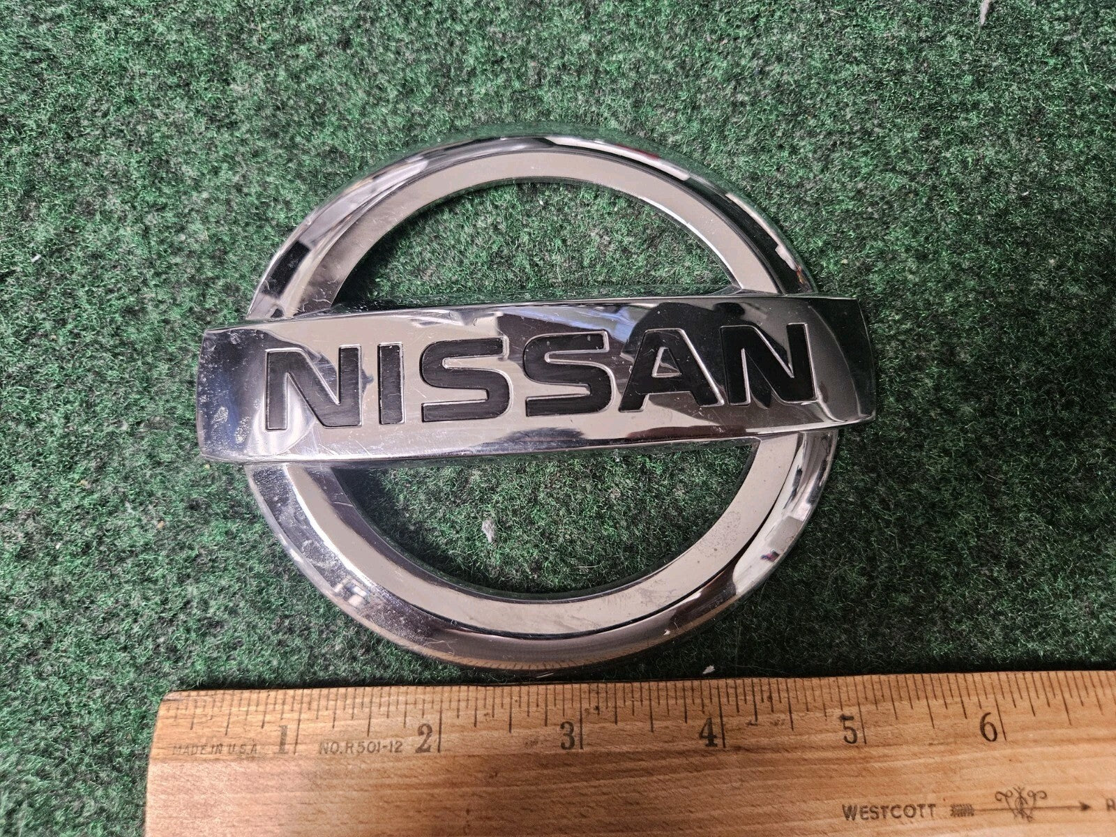 2004-2010 NISSAN QUEST REAR CHROME EMBLEM LOGO SIGN SYMBOL 65890-5Z010 3L6