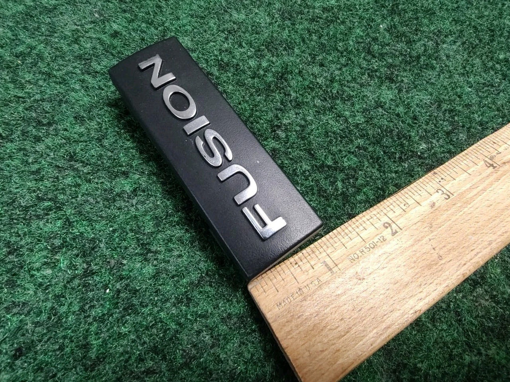 2006-2009 FORD FUSION DASH EMBLEM LOGO BADGE SYMBOL USED OEM 5S5