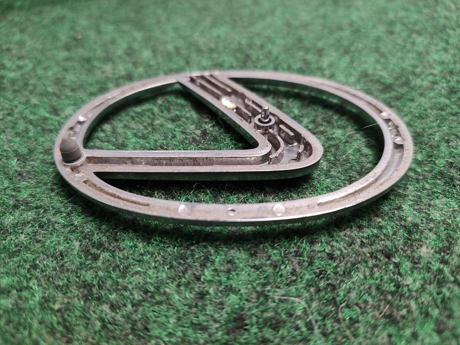 1992 1993 1994 1995 1996 96 Lexus ES300 Rear Trunk Badge Emblem 2198 OEM 1S2