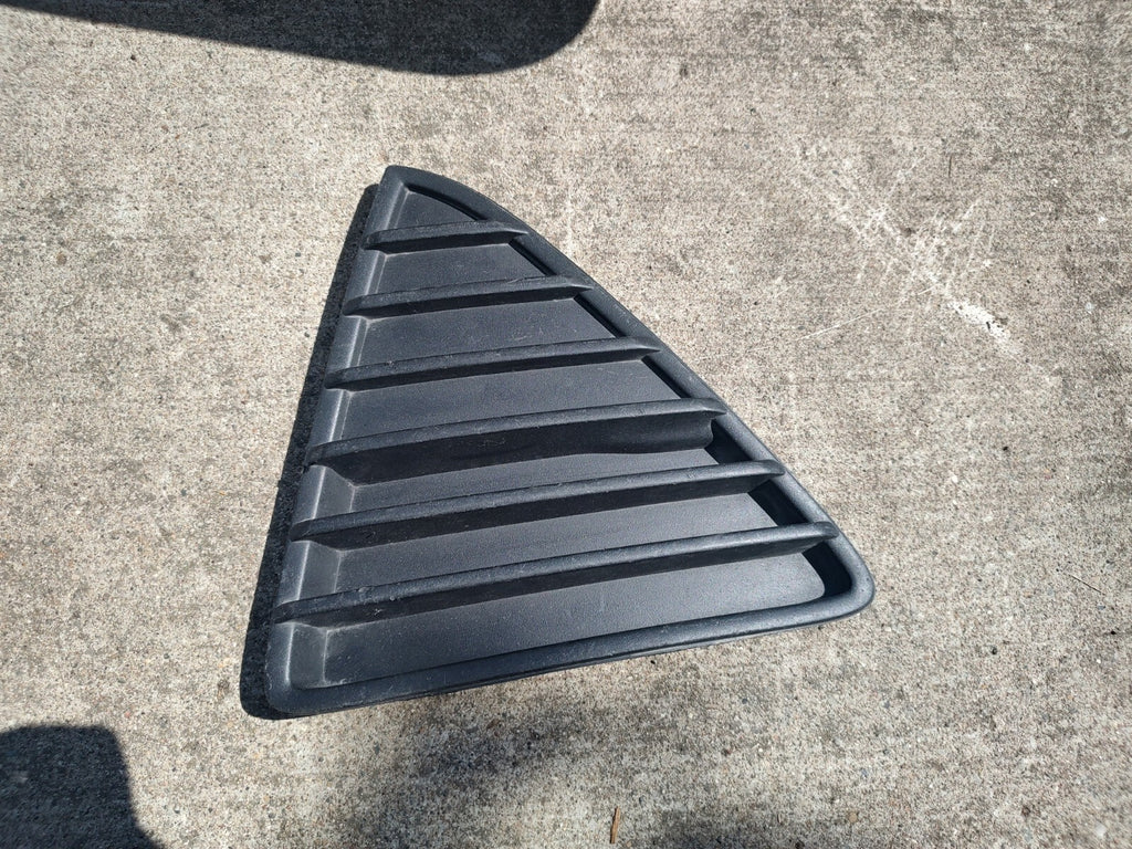 2013 2014 Ford Focus OEM Driver Left Bumper Gtille Insert BM51-17K947-AE  JT1