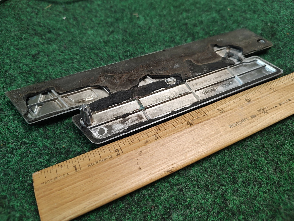 Ford 1997-2002 Expedition Eddie Bauer Emblem Badge Logo Nameplate Name Plate 2S7