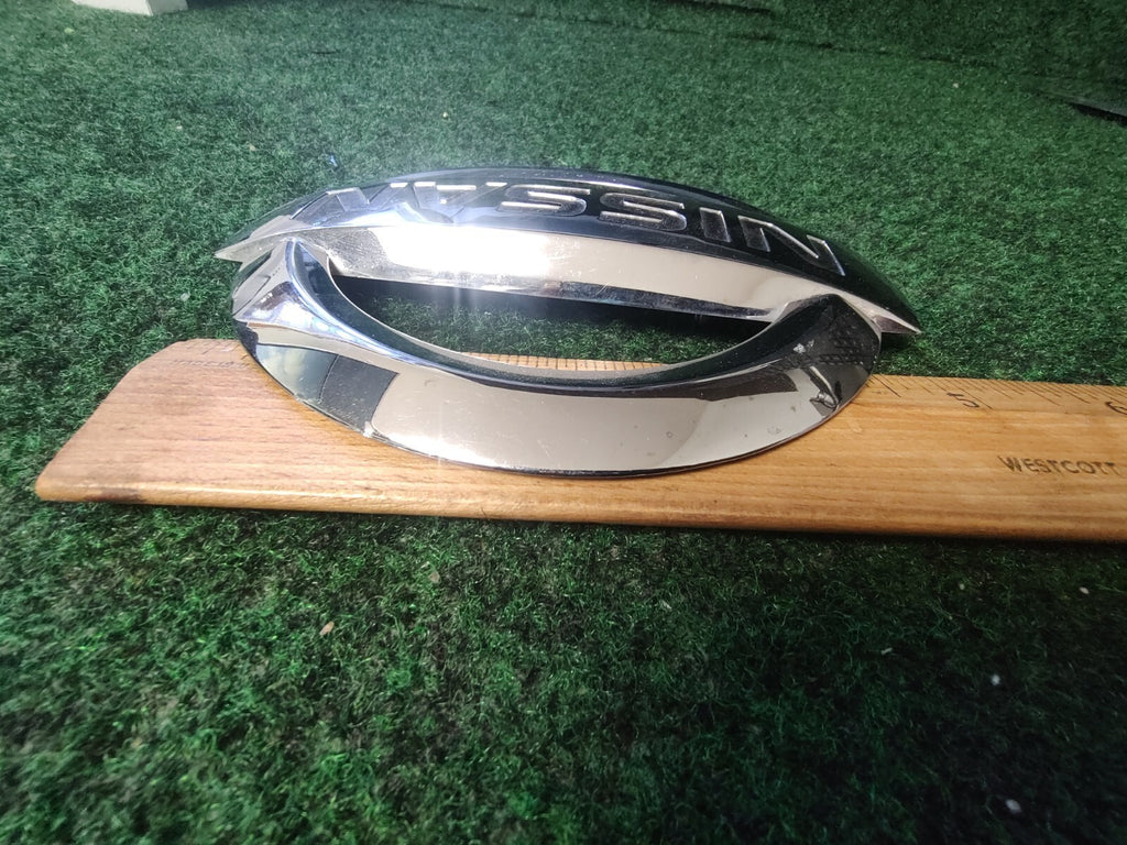 2004-2009 NISSAN QUEST REAR CHROME EMBLEM LOGO SIGN SYMBOL  65890-5Z010 1S9