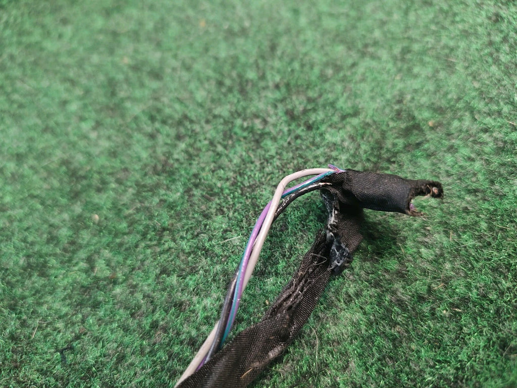 2014-2017 CADILLAC CTS Dome Courtesy Light Console Plug 1452142-1 OEM 1S3