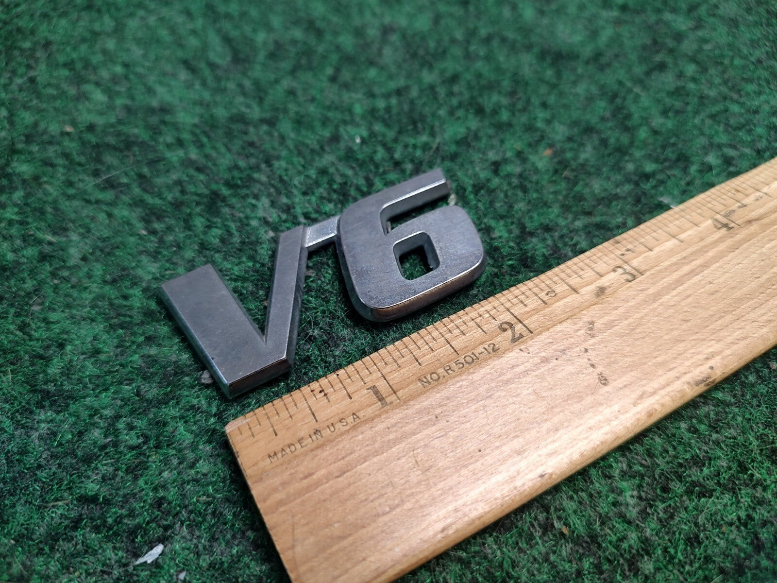 2002-2006 Toyota Camry XLE V6 Emblem Logo Symbol Badge Rear Tailgate Chrome 3S3