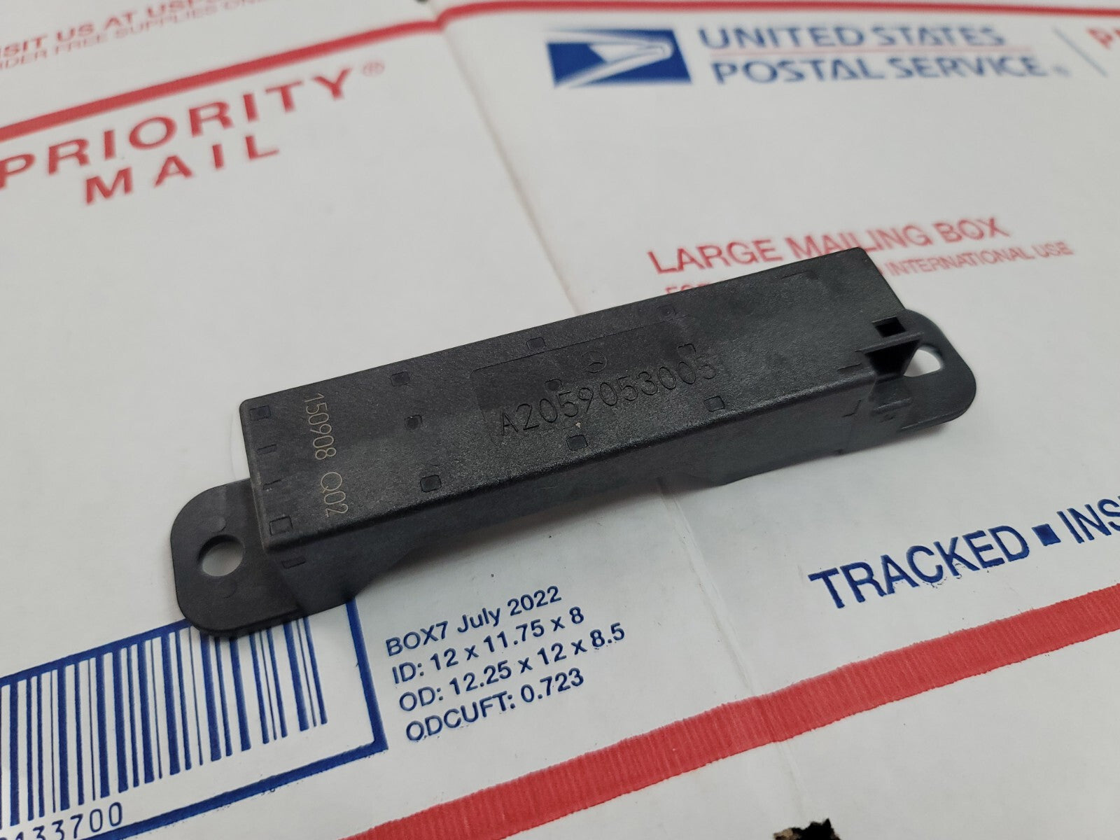 2017 - 2019 MERCEDES GLS450 X166 REAR KEYLESS ENTRY ANTENNA OEM A2059053005 8L6