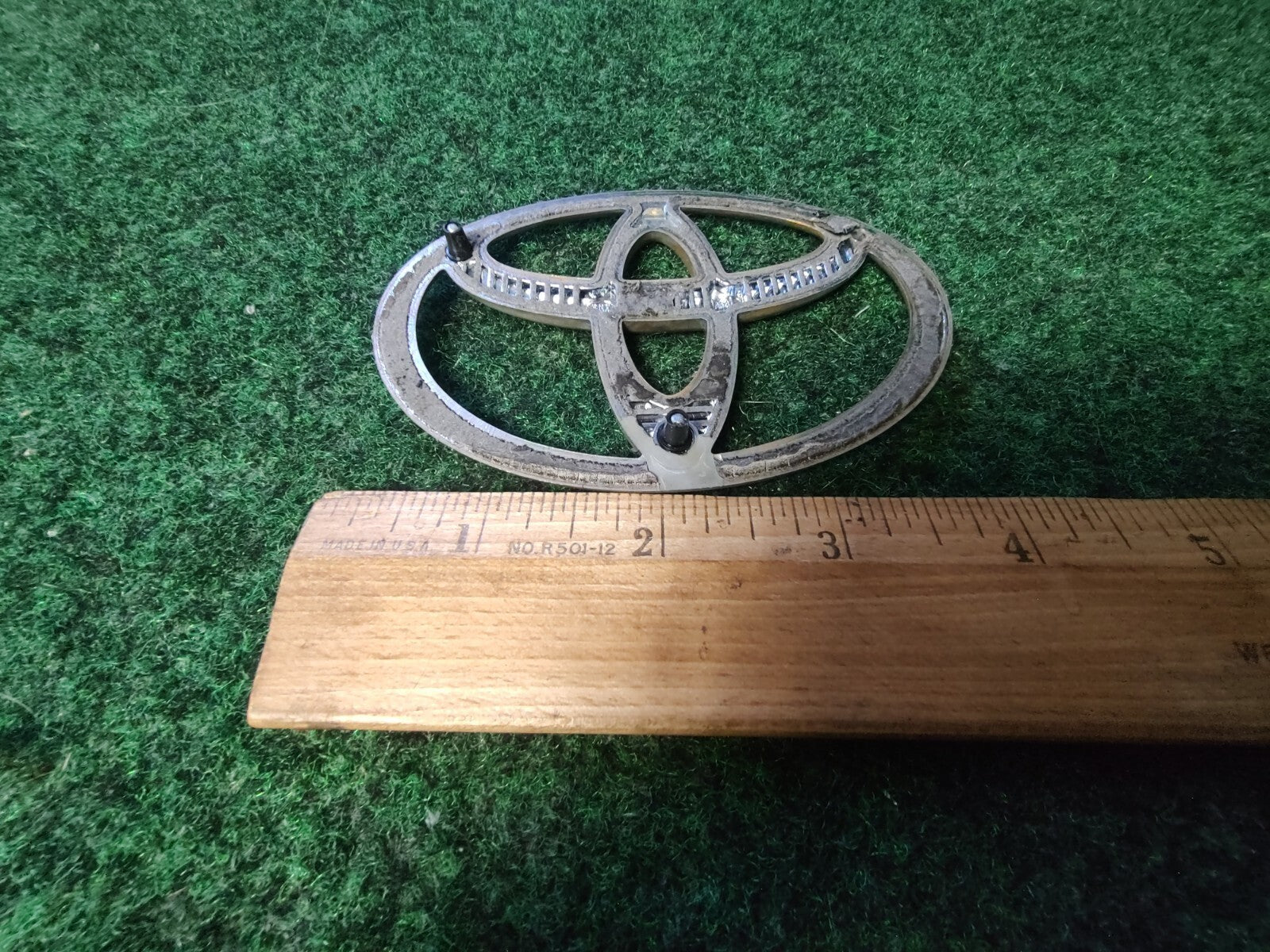 Toyota Chrome Emblem Logo Symbol Name Plate Gold See Measurements 4" 1S9