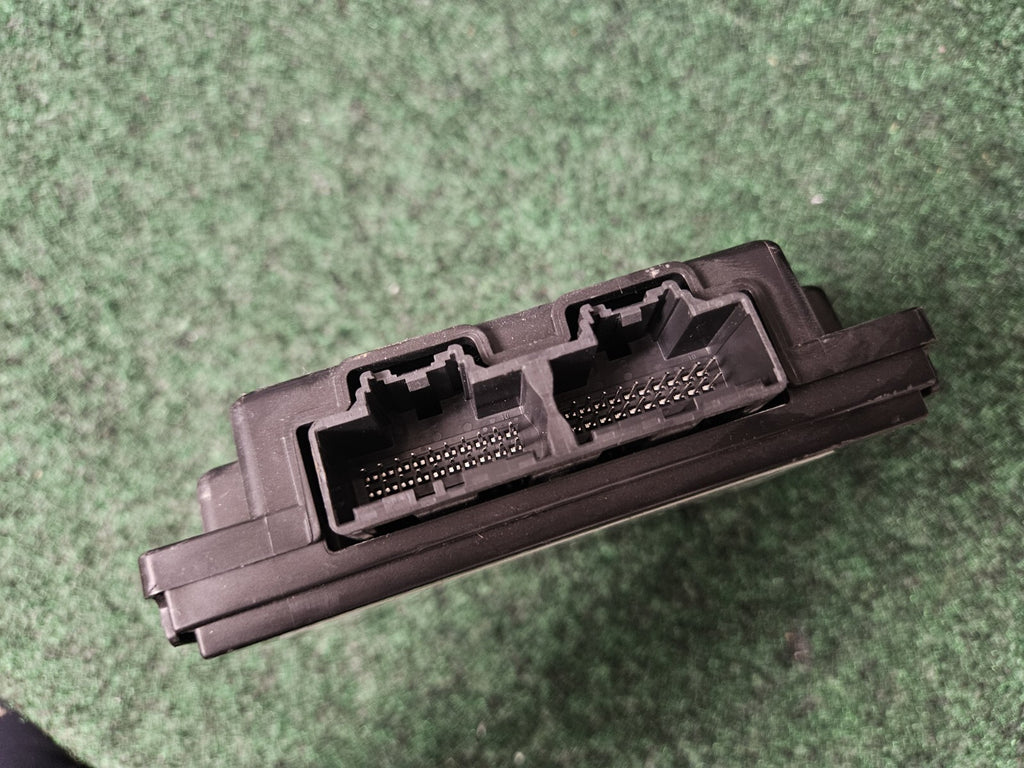 Keyless Entry Module 2015 ATS CTS Escalade XTS Suburban Yukon Tahoe 13595822 4M5
