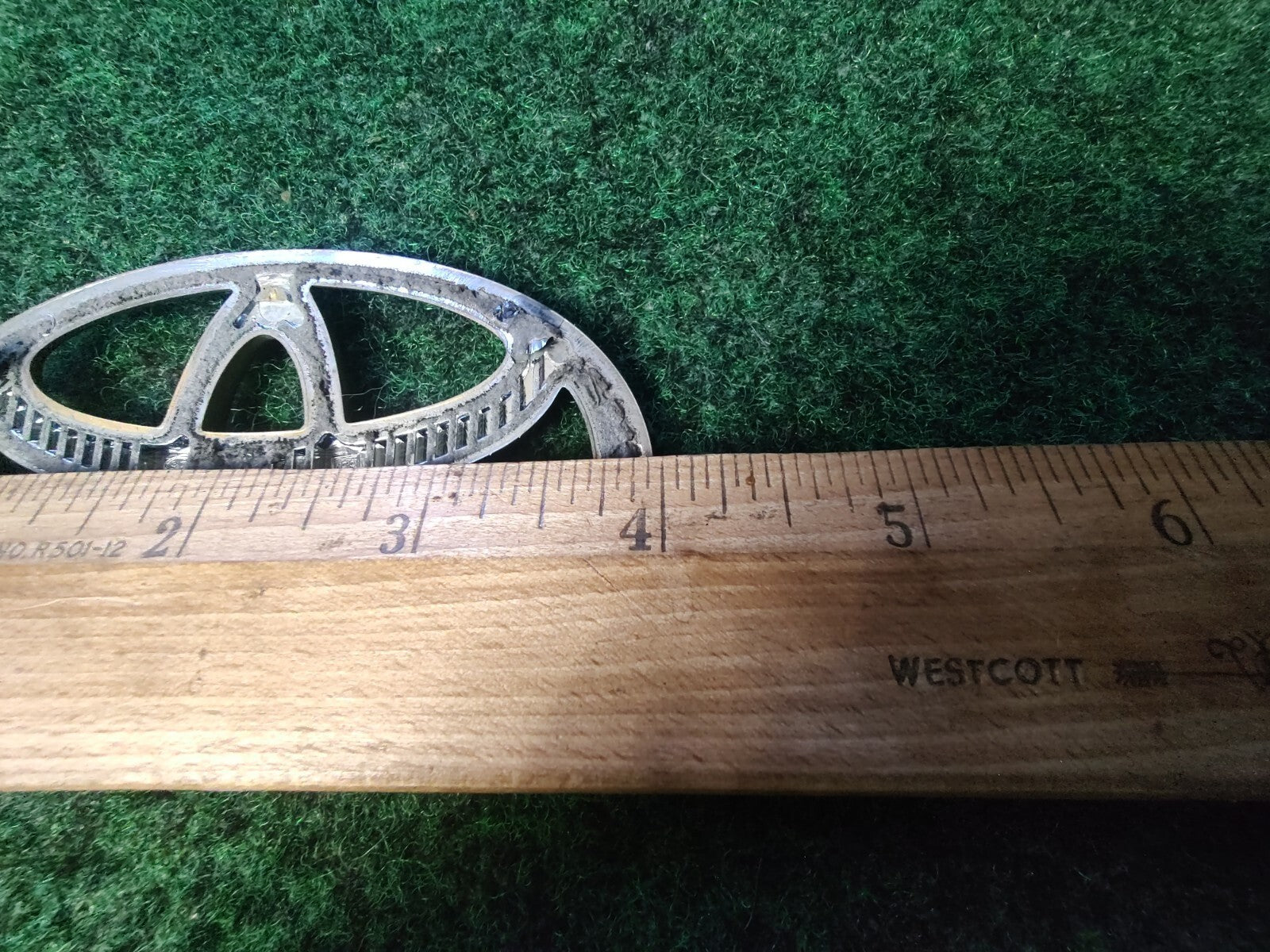 Toyota Chrome Emblem Logo Symbol Name Plate Gold See Measurements 4" 1S9