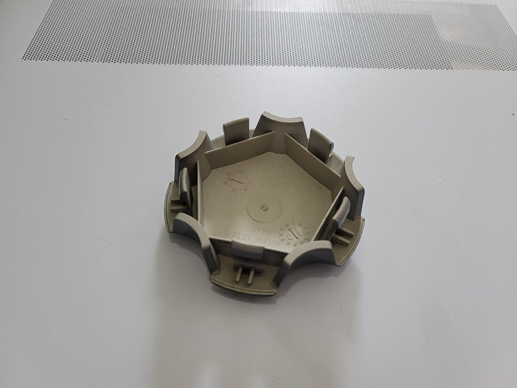OEM Center Cap for 2005-2008 Chevy Corvette Gunmetal 9594652 5207 5209 9L4