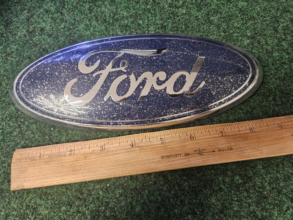 Ford Taurus Front Grille Emblem 9" Oval Badge OEM 7T43-15402A16-AA 4M8