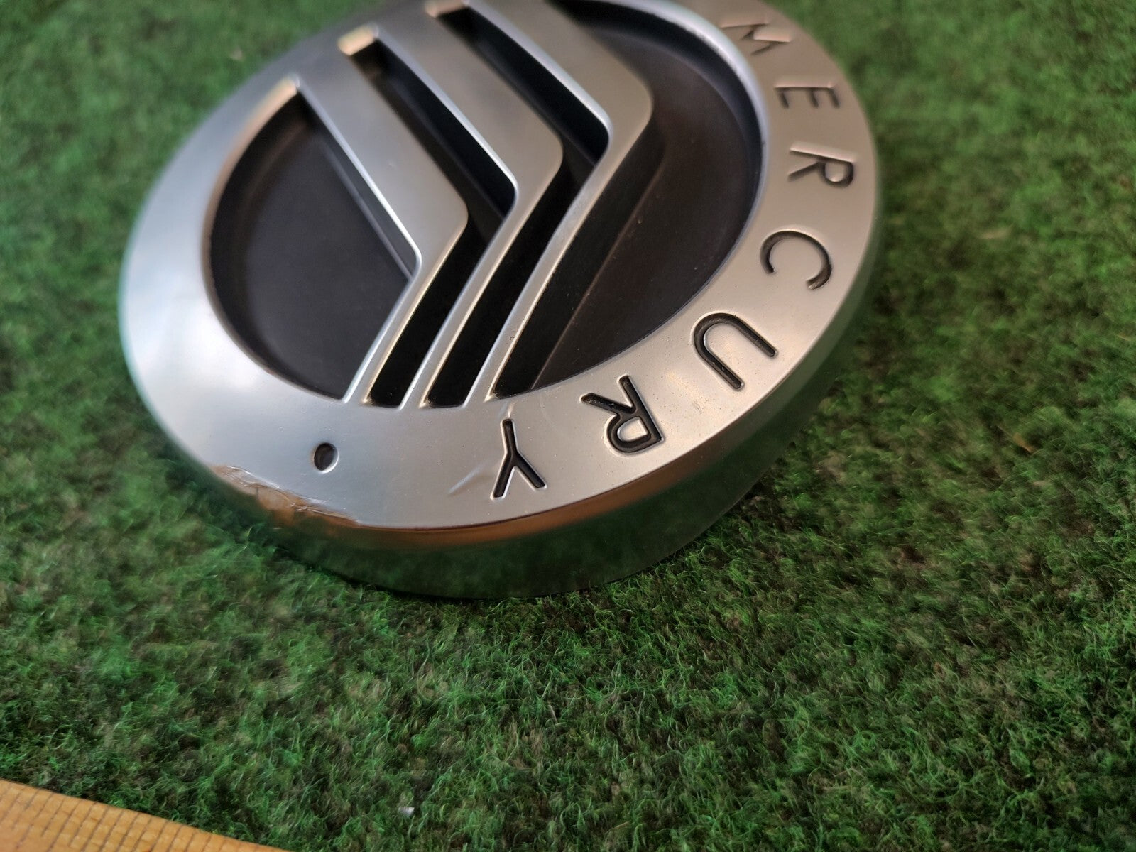 2005 2006 2007 MERCURY MONTEGO REAR GATE LID CENTER EMBLEM LOGO BADGE SIGN 4S7