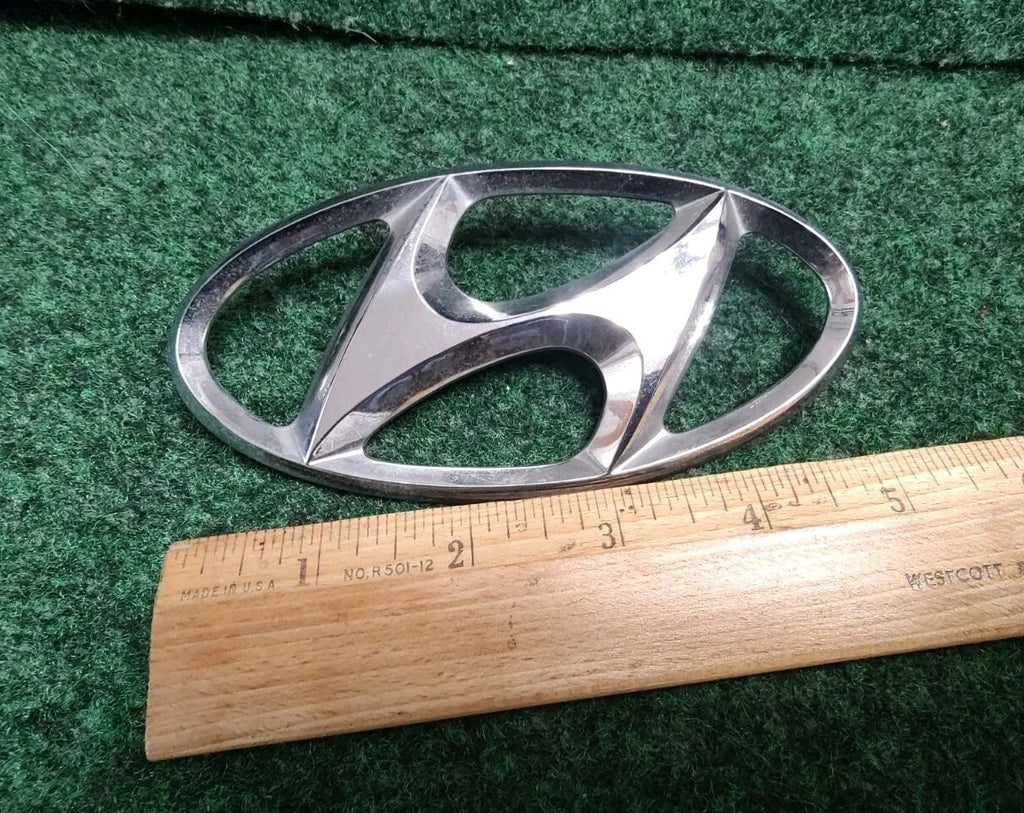 Hyundai Emblem Logo Symbol Badge Chrome OEM Nameplate Name Plate 5S5