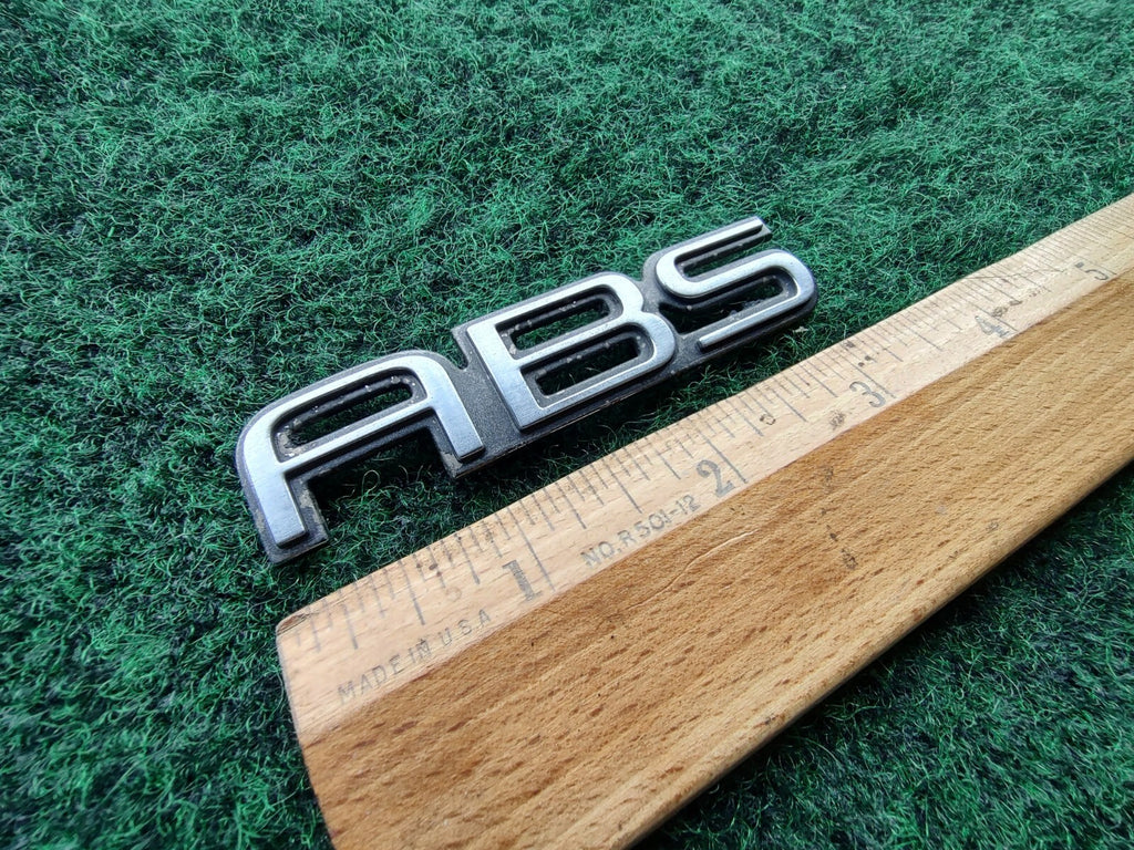 2001-2007 GMC 3500 SAVANA SIERRA ABS SIDE EMBLEM BADGE LOGO OEM 5S2