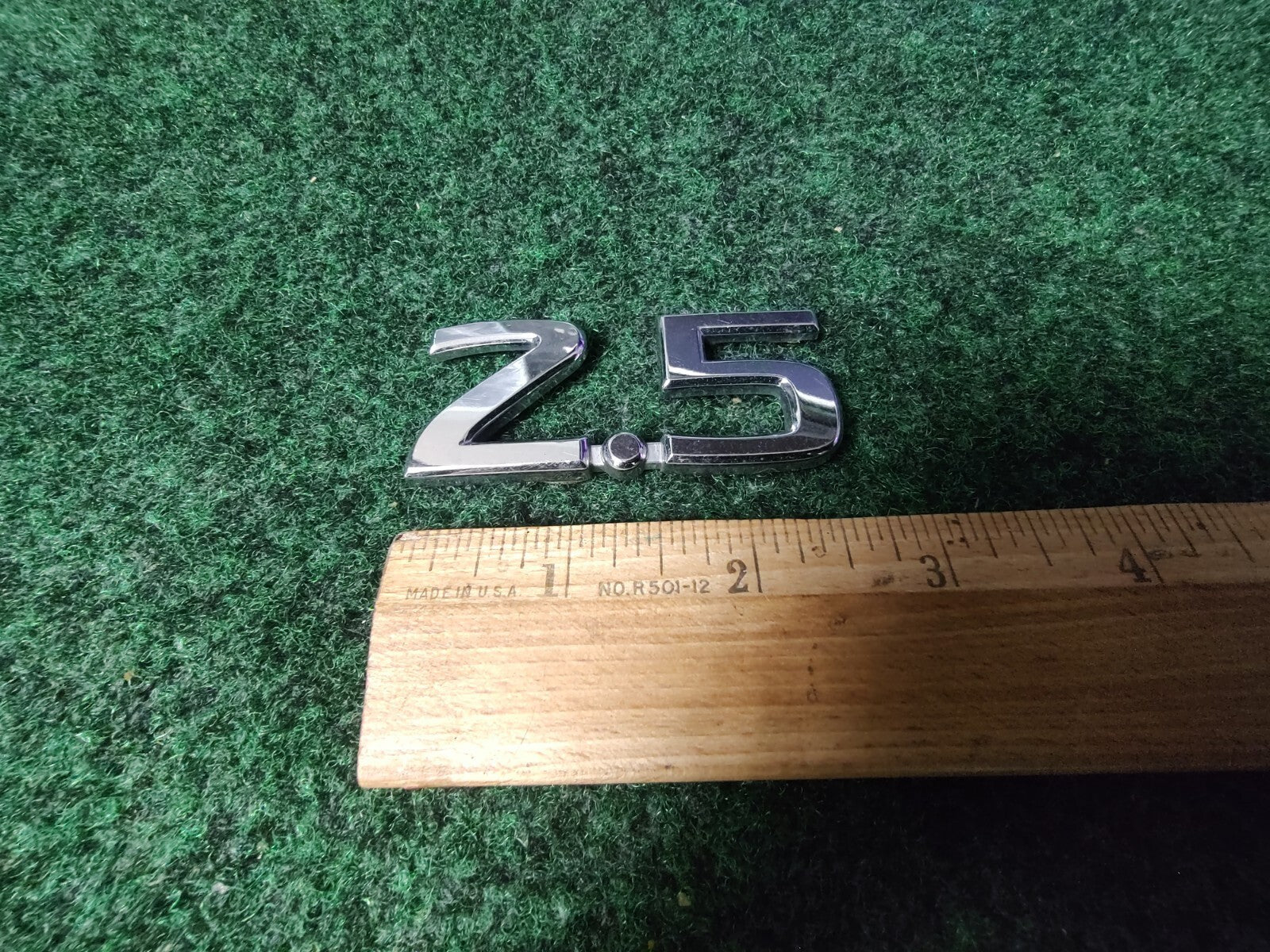 NISSAN 2.5 REAR CHROME EMBLEM LOGO SYMBOL BADGE OEM 6S4