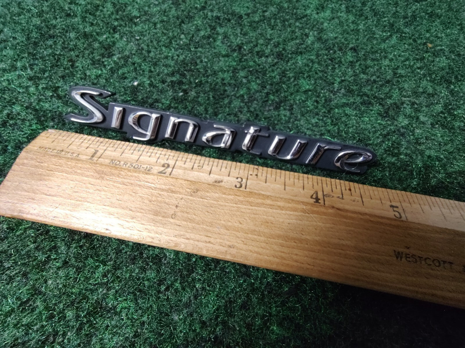 2003-2011 LINCOLN TOWN CAR SIGNATURE SIDE EMBLEM LOGO BADGE SIGN SYMBOL 6S6