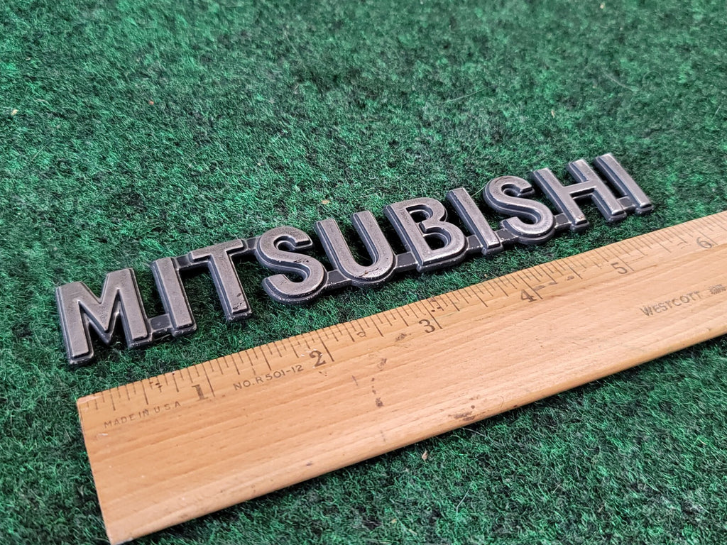 MITSUBISHI OUTLANDER LANCER GALANT REAR EMBLEM LOGO BADGE SIGN SYMBOL 1M3