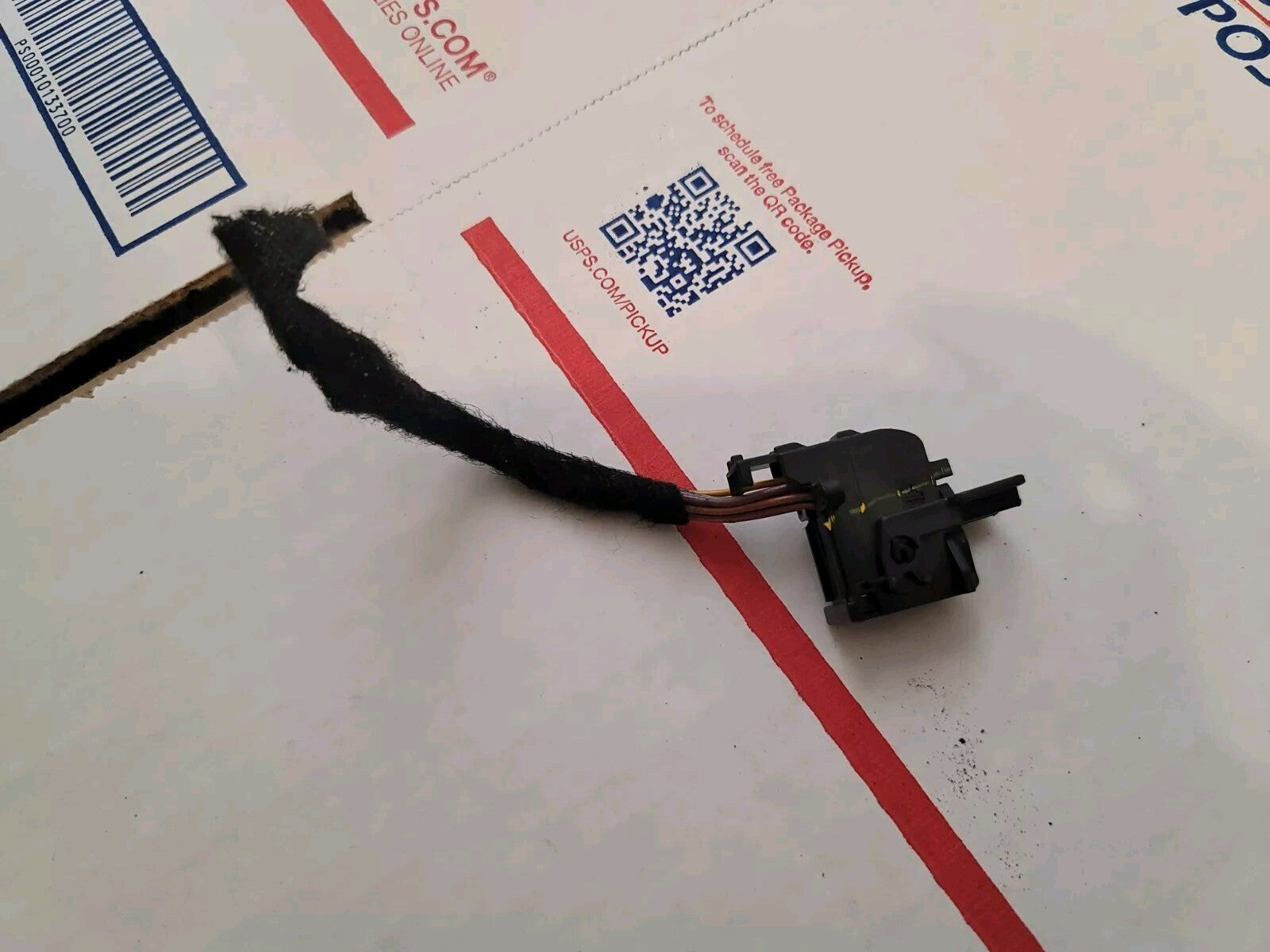 2019 Ford Escape Speedometer Instrument Cluster Speedo PIGTAIL WIRE OEM 7L6