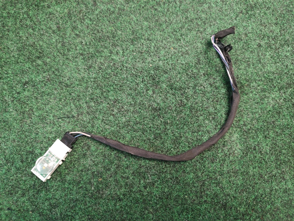 2014-2017 CADILLAC CTS Dome Courtesy Light Console Plug 1452142-1 OEM 1S3