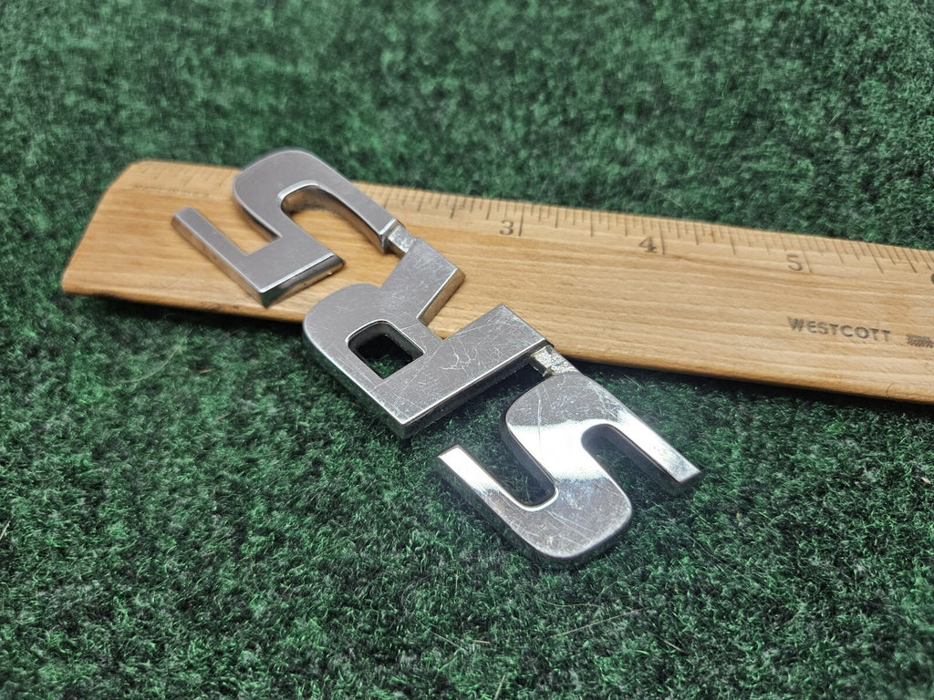 SR5 Side Rear Nameplate Emblem Logo Sign Badge 7S7