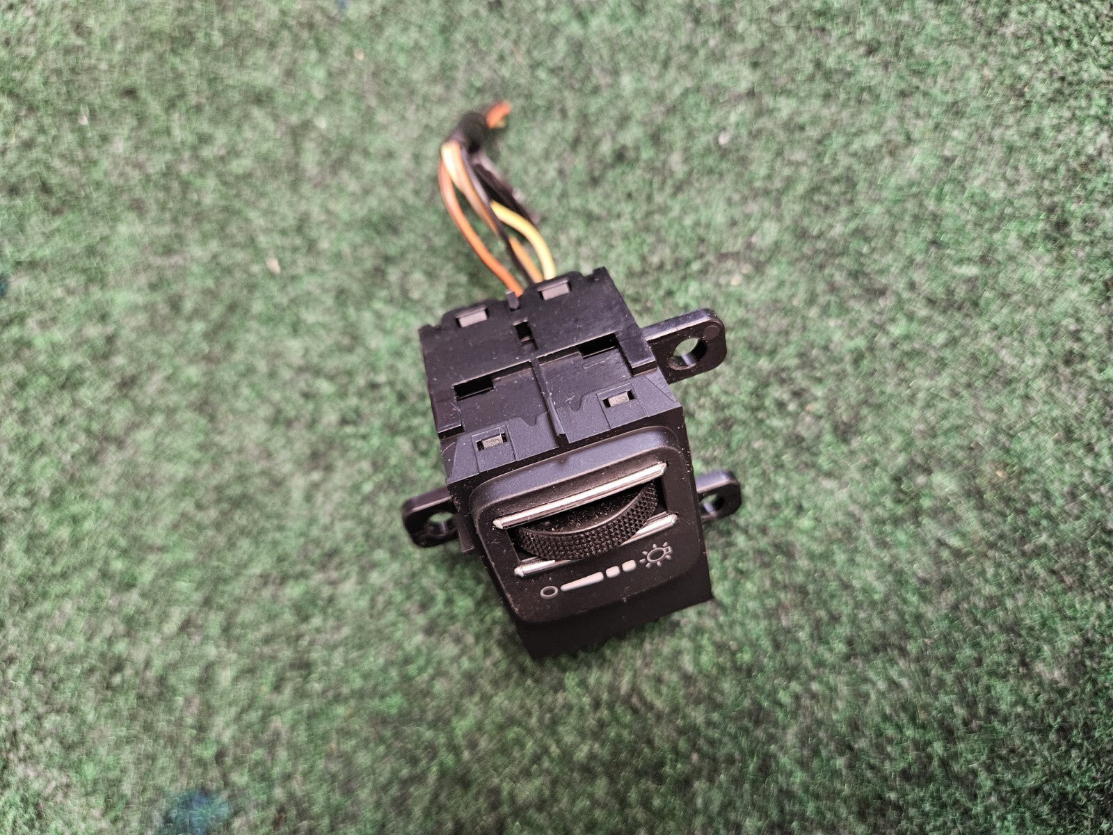 OEM 2011-2020 Dodge Durango Interior Light Dimming Control Switch 04602891AC 6M2