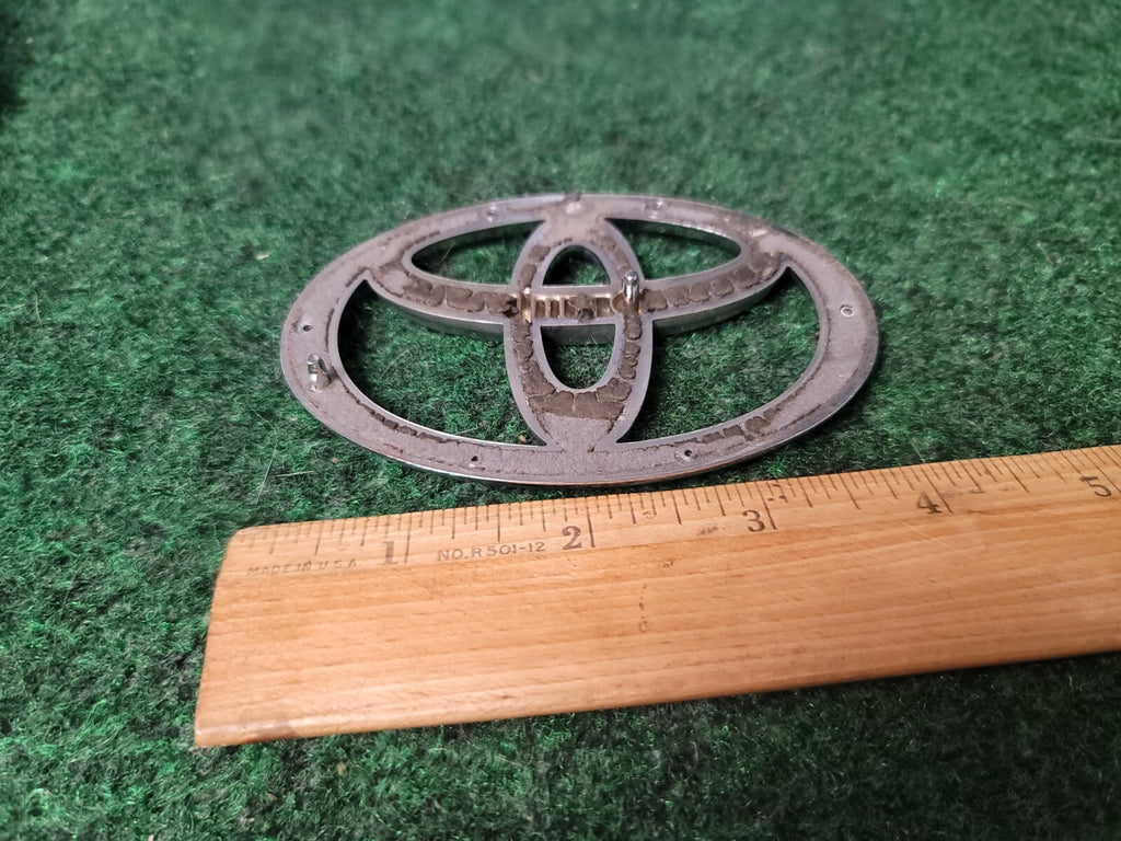 Toyota Chrome Emblem Logo Symbol Name Plate Unknown Model 4" 5S8