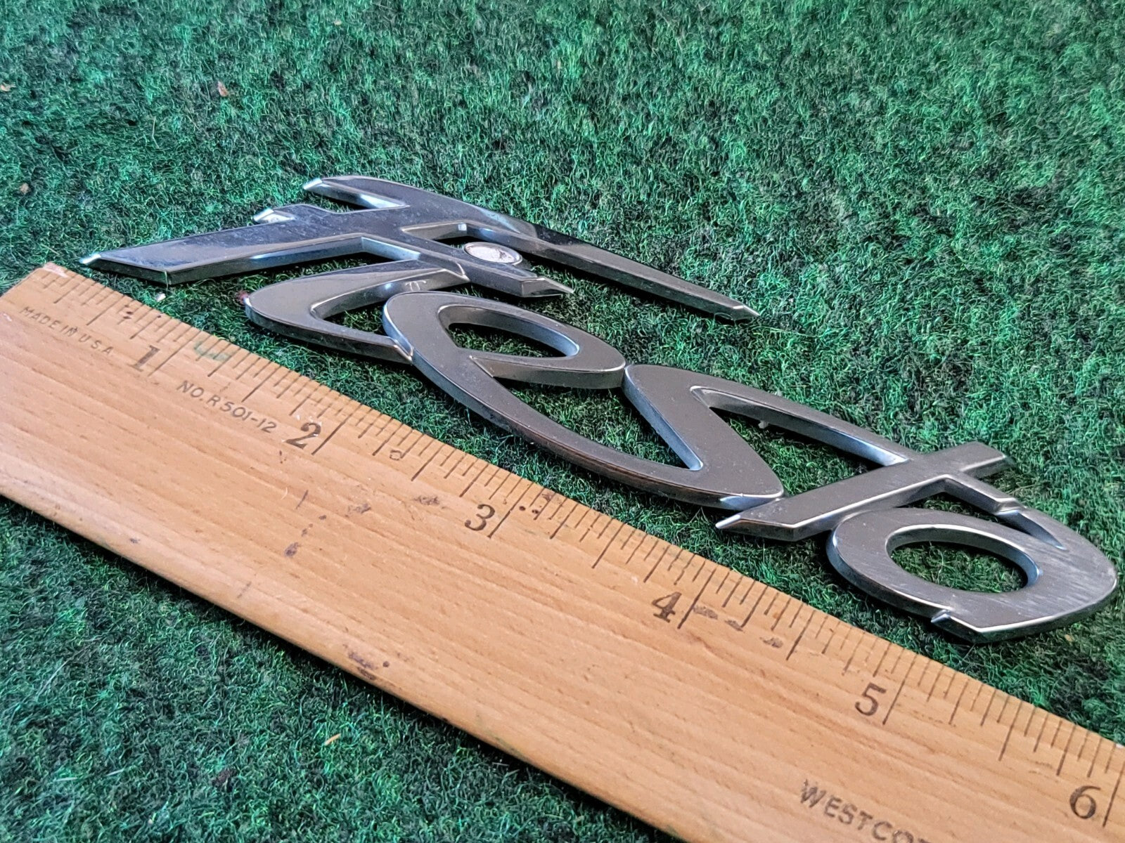 11 12 13 14 15 16 17 FORD FIESTA REAR LID CHROME EMBLEM LOGO BADGE USED OEM 1M6