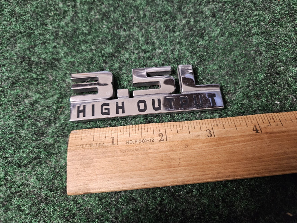 Dodge Charger Magnum 3.5L HIGH OUTPUT Nameplate Emblem Logo 04806330AA 3M3