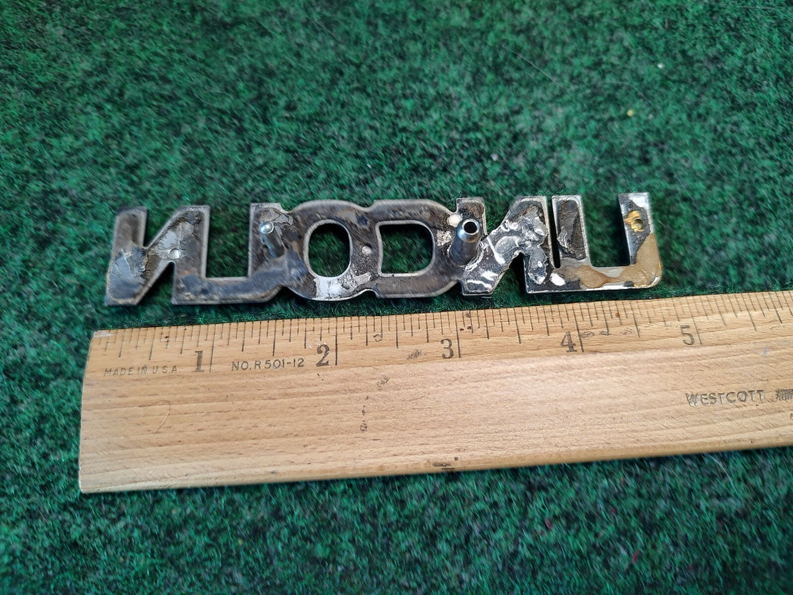 Lincoln OEM  Plastic Emblem Badge Logo Nameplate Name Plate Plastic Genuine 4S1