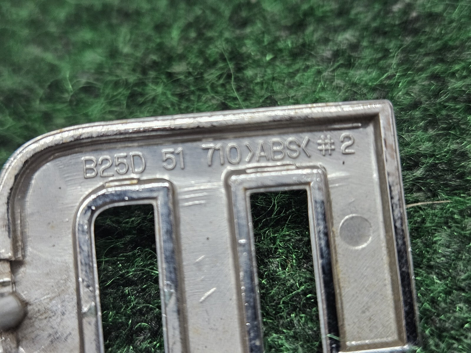 1999 00 2001 2002 2003 Mazda Protege Rear Trunk Nameplate Emblem B25D-51-710 GL1