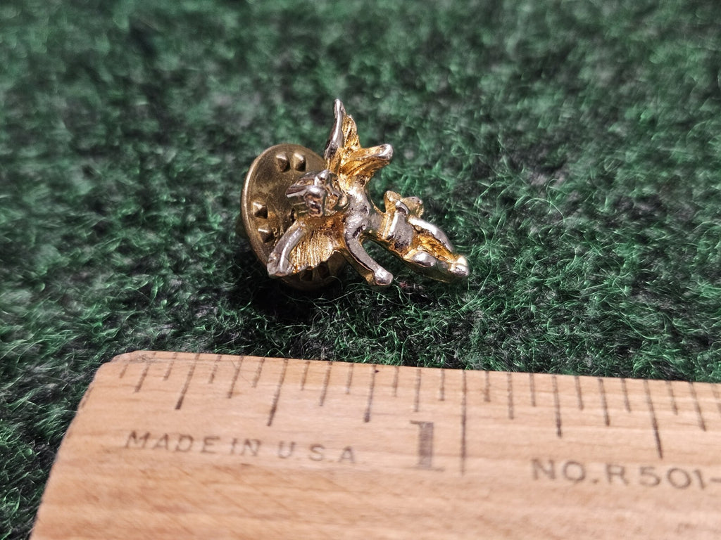 Guardian Angel Cherub Gold Tone Vintage Lapel Pin