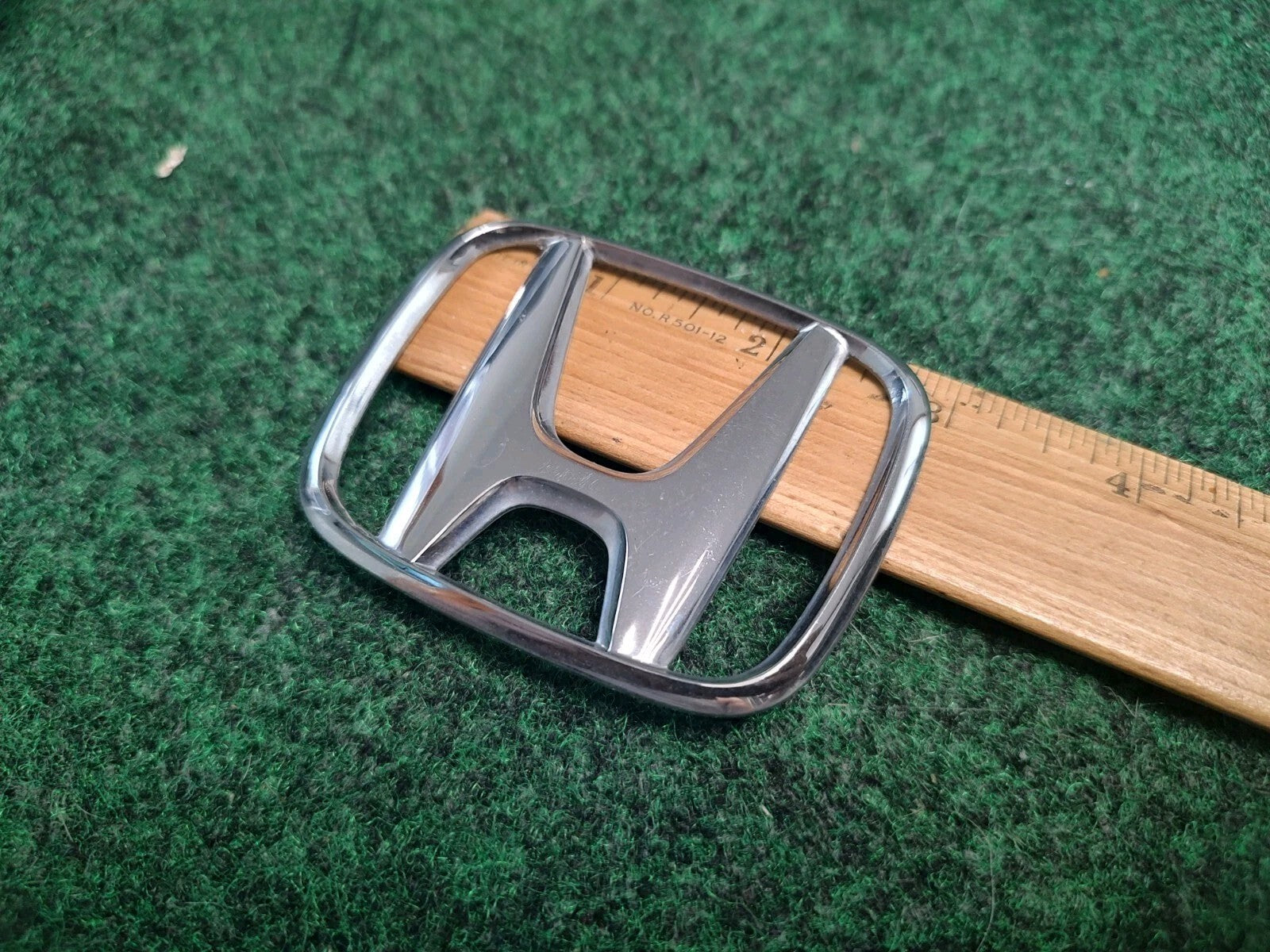 2001 - 2005 Honda Civic Rear Chrome Emblem Logo Badge 75701-S5A-0000 OEM 1S3