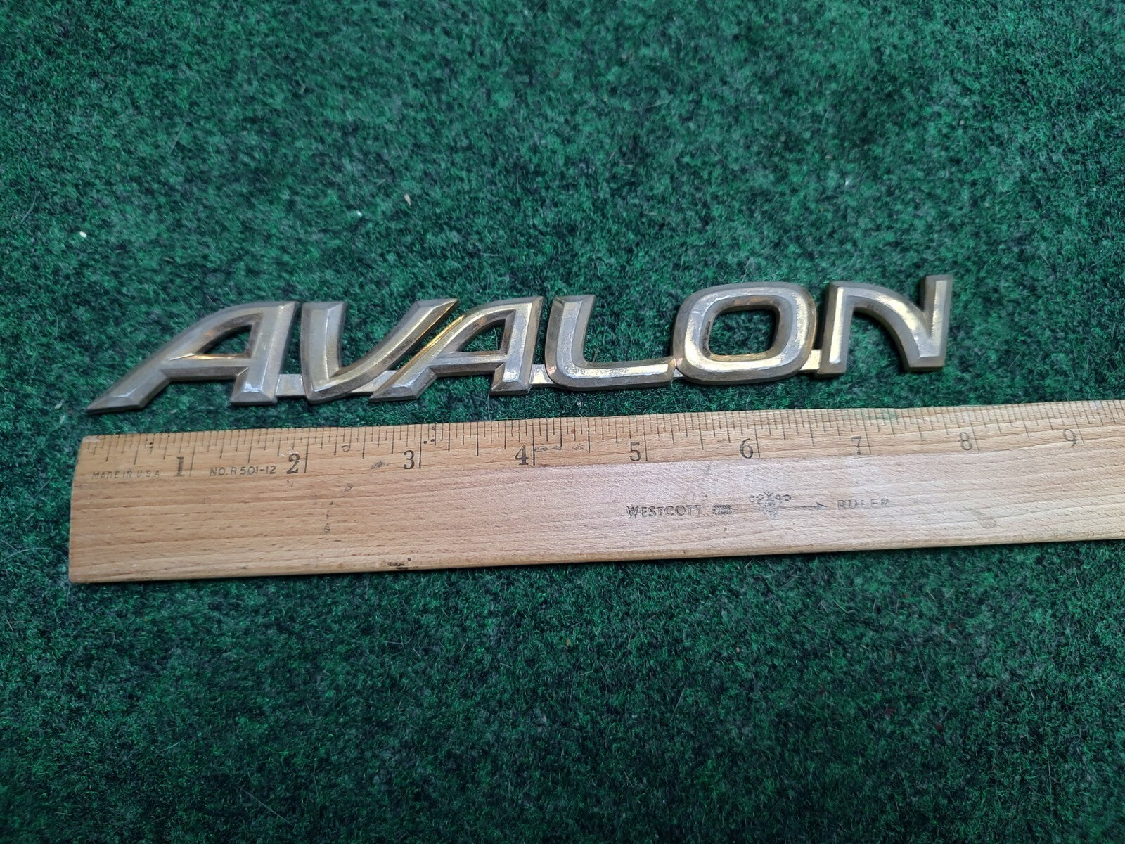 1995 1996 1997 Toyota Avalon Emblem Letters Logo Badge Trunk Rear Gold OEM 3S3