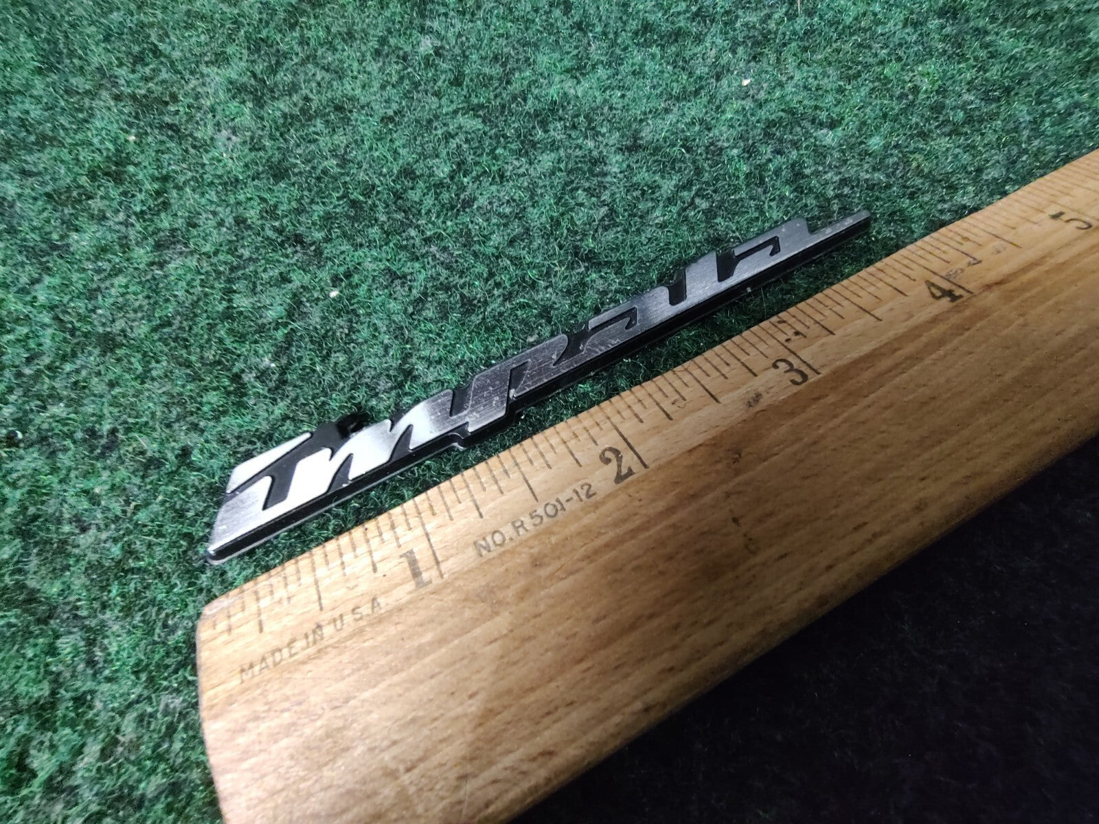 2000-2005 Chevrolet Impala Panel Emblem NAME PLATE BADGE 10290600 OEM 7S2